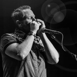Guest artist Guy Forsyth: Leading a band