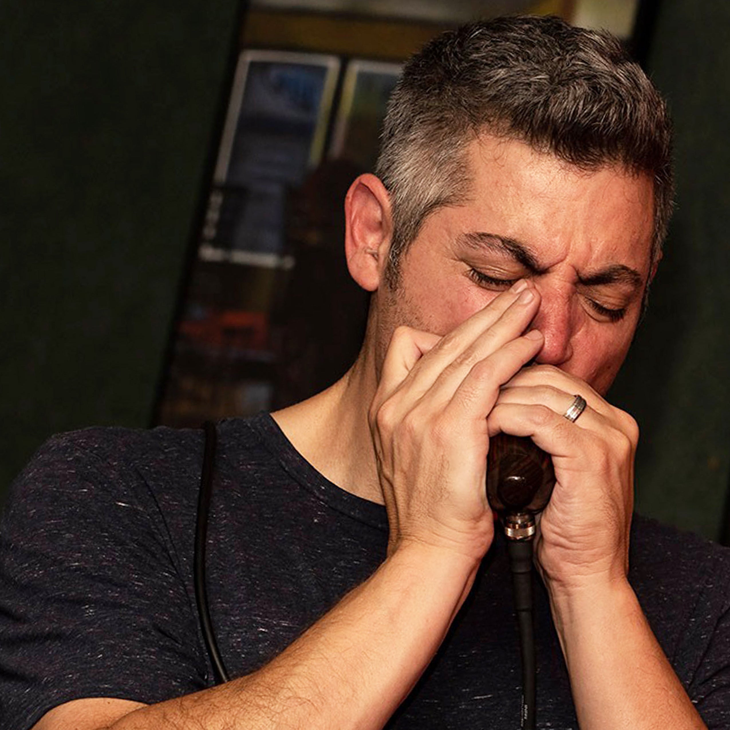 Bend-heavy blues licks